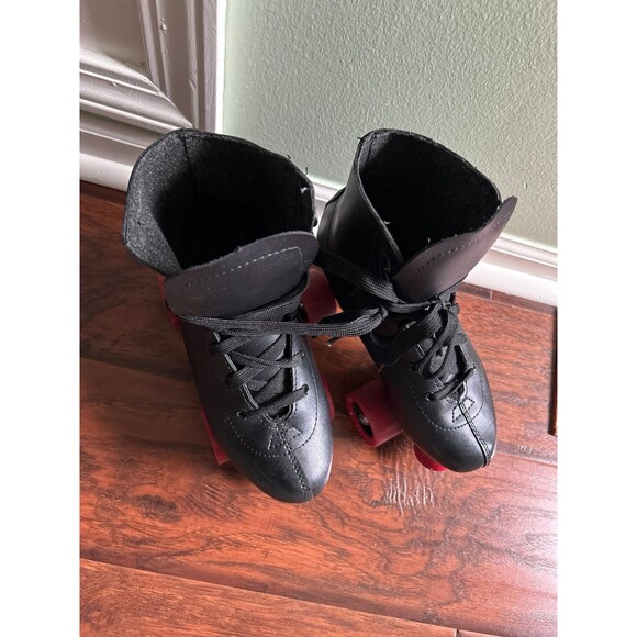 CHICAGO SKATES Boy's Classic Roller Skates Premium Black Quad Rink Skates Size 4 - Picture 3 of 4